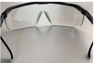 Lab goggles